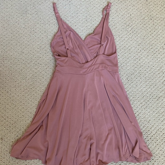 Urban Outfitters Romper - Picture 3 of 3